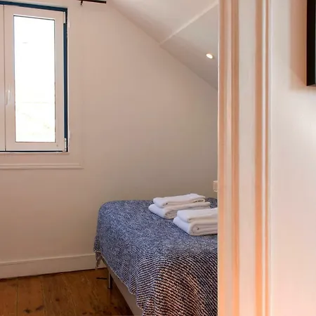 Like By Madrabica * Lissabon