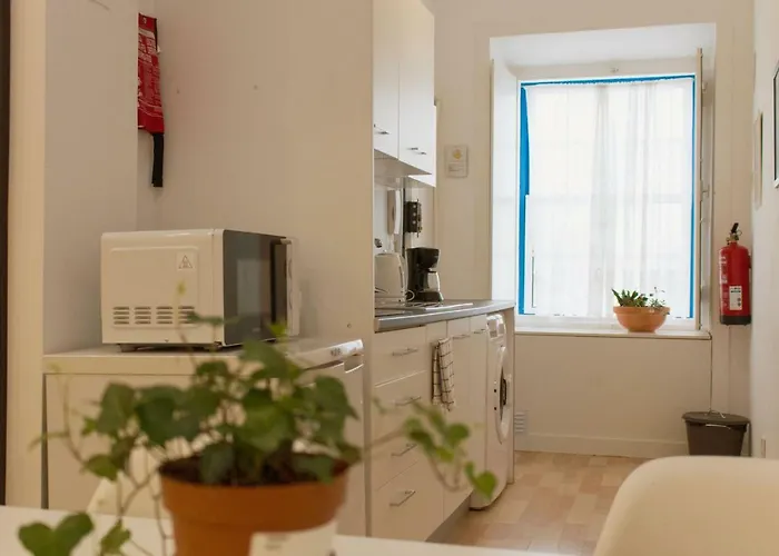 Like By Madrabica شقة